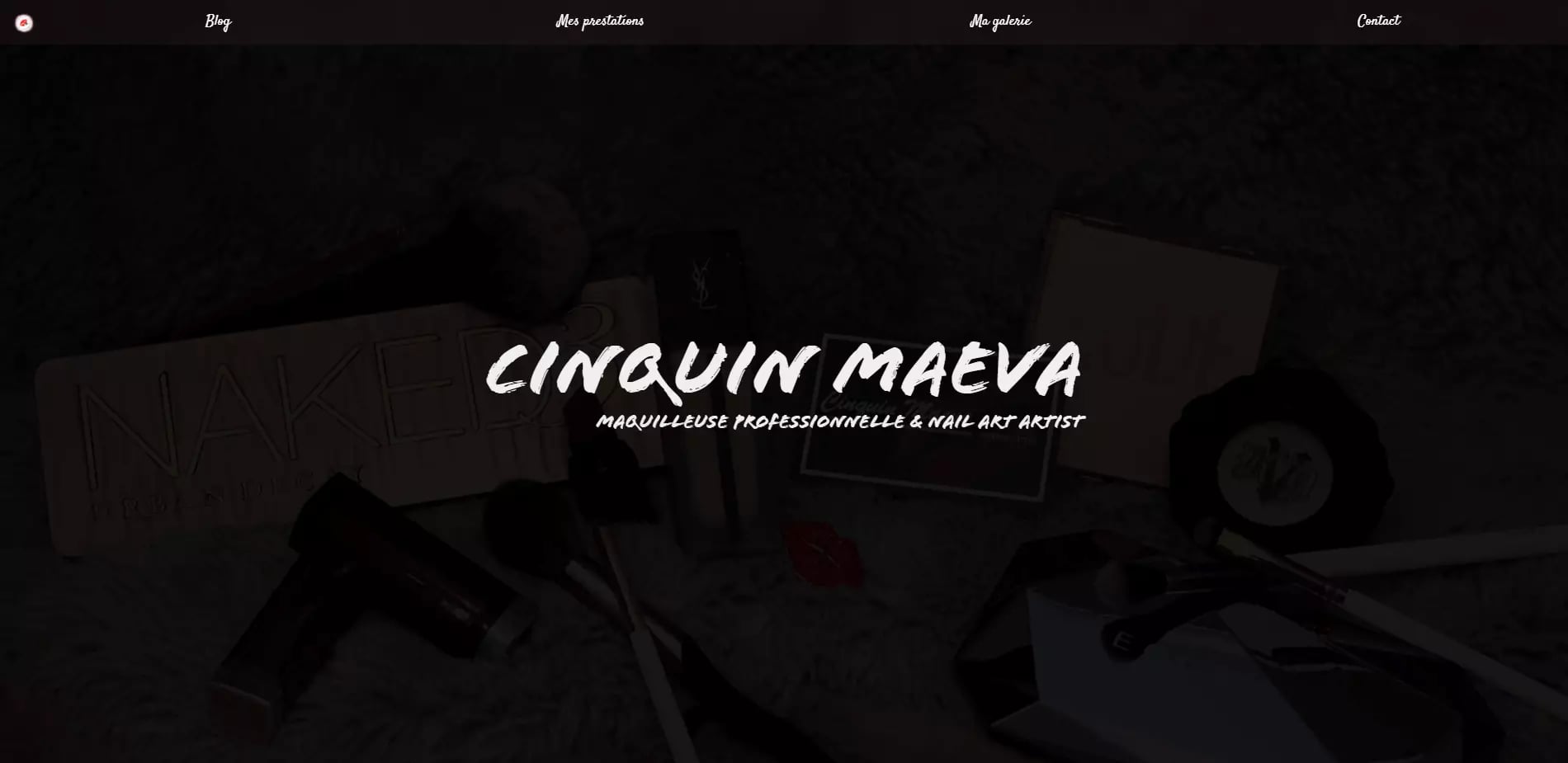 Darkened website header with blurred background showcasing makeup items like brushes and a palette. White text overlay reads 'CINQUIN MAEVA - MAQUILLEUSE PROFESSIONNELLE & NAIL ART ARTIST'.